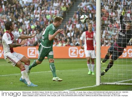 SOCCER - CL quali, Ajax vs Rapid AMSTERDAM,NETHERLANDS,04.AUG.15 - SOCCER - UEFA Champions League, qualification, AFC Ajax Amsterdam vs SK Rapid Wien. Image shows Mitchell Dijks (Ajax), Robert Beric (Rapid) and Jasper Cillessen (Ajax). Keywords: Wien Energie, goal. GEPAxpictures xM.xHoermandinger