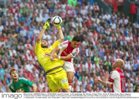(L-R) goalkeeper Jan Novota of Rapid Wien, Anwar El Ghazi of Ajax, Davy Klaassen of Ajax during the UEFA Champions League third qualifying round match between Ajax and Rapid Wien on August 4, 2015 at the Amsterdam Arena in Amsterdam, The Netherlands. Ajax Amsterdam v Rapid Wien Champions league third qualifying round 2015 2016 xVIxxIVx 4161025