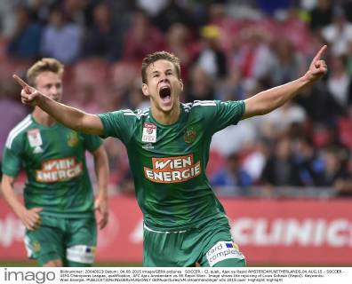 SOCCER - CL quali, Ajax vs Rapid AMSTERDAM,NETHERLANDS,04.AUG.15 - SOCCER - UEFA Champions League, qualification, AFC Ajax Amsterdam vs SK Rapid Wien. Image shows the rejoicing of Louis Schaub (Rapid). Keywords: Wien Energie. GEPAxpictures xM.xHoermandinger
