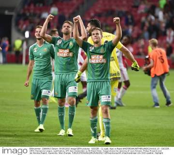 SOCCER - CL quali, Ajax vs Rapid AMSTERDAM,NETHERLANDS,04.AUG.15 - SOCCER - UEFA Champions League, qualification, AFC Ajax Amsterdam vs SK Rapid Wien. Image shows the rejoicing of Louis Schaub, Philipp Prosenik and Jan Novota (Rapid). Keywords: Wien Energie. GEPAxpictures xM.xHoermandinger