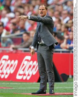 coach Frank de Boer of Ajax during the UEFA Champions League third qualifying round match between Ajax and Rapid Wien on August 4, 2015 at the Amsterdam Arena in Amsterdam, The Netherlands. Ajax Amsterdam v Rapid Wien Champions league third qualifying round 2015 2016 xVIxxIVx 4161488