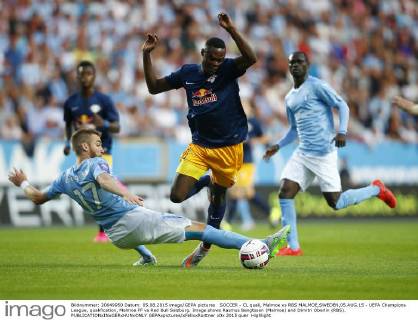 SOCCER - CL quali, Malmoe vs RBS MALMOE,SWEDEN,05.AUG.15 - UEFA Champions League, qualification, Malmoe FF vs Red Bull Salzburg. Image shows Rasmus Bengtsson (Malmoe) and Dimitri Oberlin (RBS). GEPAxpictures xFelixxRoittner