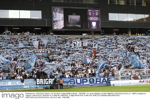 SOCCER - CL quali, Malmoe vs RBS MALMOE,SWEDEN,05.AUG.15 - UEFA Champions League, qualification, Malmoe FF vs Red Bull Salzburg. Image shows fans of Malmoe. GEPAxpictures xFelixxRoittner