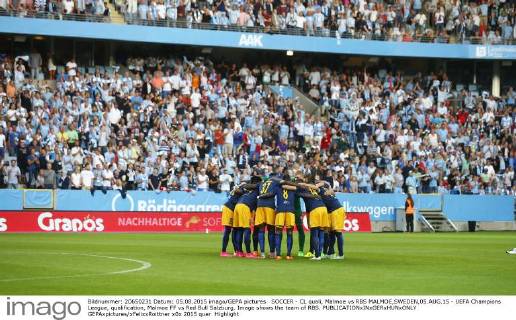 SOCCER - CL quali, Malmoe vs RBS MALMOE,SWEDEN,05.AUG.15 - UEFA Champions League, qualification, Malmoe FF vs Red Bull Salzburg. Image shows the team of RBS. GEPAxpictures xFelixxRoittner