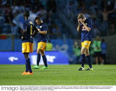 SOCCER - CL quali, Malmoe vs RBS MALMOE,SWEDEN,05.AUG.15 - UEFA Champions League, qualification, Malmoe FF vs Red Bull Salzburg. Image shows the disappointment of Benno Schmitz (RBS). GEPAxpictures xFelixxRoittner