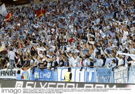 SOCCER - CL quali, Malmoe vs RBS MALMOE,SWEDEN,05.AUG.15 - UEFA Champions League, qualification, Malmoe FF vs Red Bull Salzburg. Image shows fans of Malmoe. GEPAxpictures xFelixxRoittner