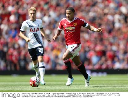 Memphis Depay of Manchester United ManU - Manchester United vs. Tottenham Hotspurs - Barclay s Premier League - Old Trafford - Manchester - 08 08 2015 Pic Philip Oldham Sportimage EDITORIAL USE ONLY. No use with unauthorised audio, video, data, fixture lists, club league logos or live services. Online in-match use limited to 120 images, no video emulation. No use in betting, games or single club league player publications.