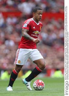 Memphis Depay of Manchester United ManU - Manchester United vs. Tottenham Hotspurs - Barclay s Premier League - Old Trafford - Manchester - 08 08 2015 Pic Philip Oldham Sportimage EDITORIAL USE ONLY. No use with unauthorised audio, video, data, fixture lists, club league logos or live services. Online in-match use limited to 120 images, no video emulation. No use in betting, games or single club league player publications.
