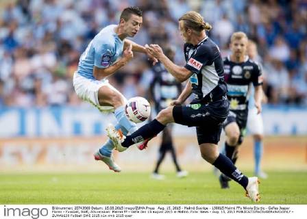 Aug. 15, 2015 - Malmö Sverige - 150815 Malmö FFs Nikola Djurjic - Gefles Jesper Floren - Fussball, SWE, Allsvenskan: Malmö FF - Gefle den 15 august 2015 in Malmö..Foto: News - Aug. 15, 2015 - ZUMAb138