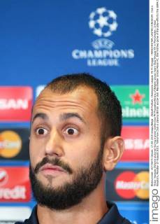 Aktuell Fußball, Champions League, PK FC Brügge - MANCHESTER, UNITED KINGDOM: Club s Victor Vazquez Solsona pictured during a press conference PK Pressekonferenz of Belgian soccer team Club Brugge KV in Manchester, United Kingdom, Monday 17 August 2015. Tomorrow Club is playing British soccer club Manchester United ManU FC, the first leg game of the play-offs for the UEFA Champions League competition. BRUNOxFAHY  x04682353x