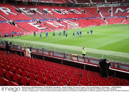 Aktuell Fußball, Champions League, Training FC Brügge in Manchester - MANCHESTER, UNITED KINGDOM: Club s players pictured during a training session of Belgian soccer team Club Brugge KV in Manchester, United Kingdom, Monday 17 August 2015. Tomorrow Club is playing British soccer club Manchester United ManU FC, the first leg game of the play-offs for the UEFA Champions League competition. BRUNOxFAHY  x04682382x