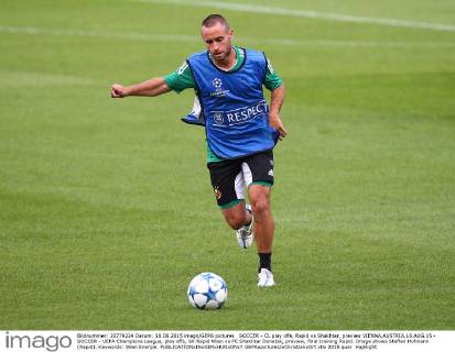 SOCCER - CL play offs, Rapid vs Shakhtar, preview VIENNA,AUSTRIA,18.AUG.15 - SOCCER - UEFA Champions League, play offs, SK Rapid Wien vs FC Shakhtar Donetsk, preview, final training Rapid. Image shows Steffen Hofmann (Rapid). Keywords: Wien Energie. GEPAxpictures xChristianxOrt