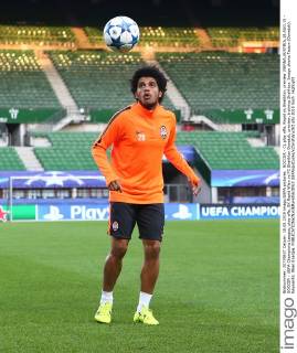 SOCCER - CL play offs, Rapid vs Shakhtar, preview VIENNA,AUSTRIA,18.AUG.15 - SOCCER - UEFA Champions League, play offs, SK Rapid Wien vs FC Shakhtar Donetsk, preview, training Shakhtar. Image shows Taison (Donetsk). Keywords: Wien Energie. GEPAxpictures xChristianxOrt