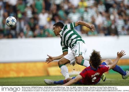 Aug. 18, 2015 - Lisbon, Portugal - Sporting s forward Teofilo Gutierrez (L) scores his team s first goal during the Champions League football play-off first leg match between Sporting CP and PFC CSKA Moscow at Jose Alvalade Stadium in Lisbon on August 18, 2015. NURPHOTO CARLOS PALMA. FBL-EUR-C1-SPORTING-CSKA - ZUMAn230