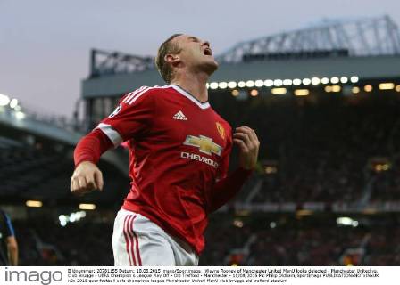 Wayne Rooney of Manchester United ManU looks dejected - Manchester United vs. Club Brugge - UEFA Champion s League Play Off - Old Trafford - Manchester - 18 08 2015 Pic Philip Oldham SportImage EDITORIAL USE ONLY. No use with unauthorised audio, video, data, fixture lists, club league logos or live services. Online in-match use limited to 120 images, no video emulation. No use in betting, games or single club league player publications.