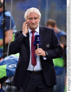 Fussball International Champions League Saison 2015 2016 Qualifikation 18.08.2015 Lazio Rom - Bayer 04 Leverkusen Sportdirektor Rudi Voeller (Bayer 04 Leverkusen) nachdenklich 