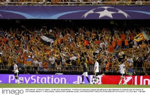 First leg of Champions League playoff Quali match between FC Valencia and AS Monaco at the Mestalla stadium. In this picture, Valencia fans celebrate a goal. xAMPAROxSIMOx