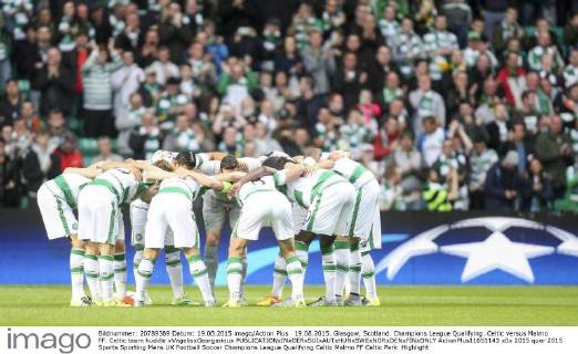 19.08.2015. Glasgow, Scotland. Champions League Qualifying. Celtic versus Malmo FF. Celtic team huddle xVagelisxGeorgarioux  ActionPlus11651143