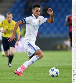 Fussball International Champions League Saison 2015 2016 Qualifikation 19.08.2015 FC Basel - Maccabi Tel Aviv Eran Zahavi (Maccabi Tel Aviv) am Ball