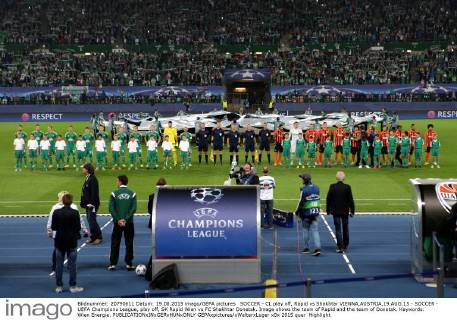 SOCCER - CL play off, Rapid vs Shakhtar VIENNA,AUSTRIA,19.AUG.15 - SOCCER - UEFA Champions League, play off, SK Rapid Wien vs FC Shakhtar Donetsk. Image shows the team of Rapid and the team of Donetsk. Keywords: Wien Energie. GEPAxpictures xWalterxLuger