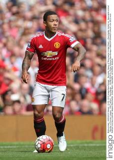 Memphis Depay of Manchester United ManU - Manchester United vs. Newcastle United - Barclay s Premier League - Old Trafford - Manchester - 22 08 2015 Pic Philip Oldham SportImage EDITORIAL USE ONLY. No use with unauthorised audio, video, data, fixture lists, club league logos or live services. Online in-match use limited to 120 images, no video emulation. No use in betting, games or single club league player publications.
