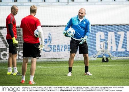 Aug. 24, 2015 - Malmö, Sverige - 150824 Malmö FFs malvakt Johan Wiland, malvakt Fredrik Andersson och malvaktstränare Jonnie Fedel during practice session of Malmö FF for the Champions League Playoff match.  - ZUMAb138