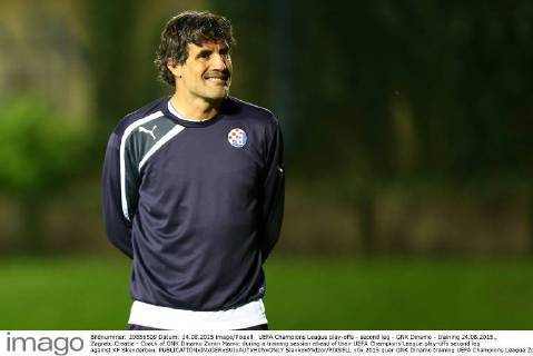UEFA Champions League play-offs - second leg - GNK Dinamo - training 24.08.2015., Zagreb, Croatia - Coach of GNK Dinamo Zoran Mamic during a training session ahead of their UEFA Champions League play-offs second leg against KF Skenderbeu.  SlavkoxMidzor PIXSELL