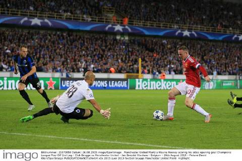Manchester United ManU s Wayne Rooney scoring his sides opening goal Champions League Play-Off 2nd Leg - Club Brugge vs Manchester United - Jan Breydel Stadium - Belgium - 26th August 2015 - Picture David Klein Sportimage EDITORIAL USE ONLY. No use with unauthorised audio, video, data, fixture lists, club league logos or live services. Online in-match use limited to 120 images, no video emulation. No use in betting, games or single club league player publications.