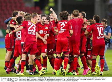 Leverkusen, 26.08.2015, BayArena Leverkusener Schlussjubel Bayer Leverkusen - Lazio Rom mm