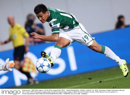 MOSCOW REGION, RUSSIA. AUGUST 26, 2015. Sporting s Teofilo Gutierrez kicks the ball in their UEFA Champions League play-off series football match against CSKA Moscow at Arena Khimki. CSKA Moscow won the game 3-1. Artyom Korotayev TASS  TS00B838