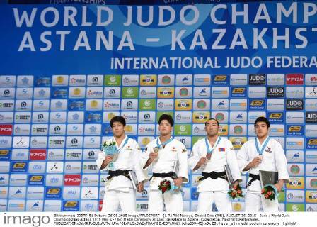 (L-R) Riki Nakaya, Shohei Ono (JPN), AUGUST 26, 2015 - Judo : World Judo Championships Astana 2015 Men s -73kg Medal Ceremony at Alau Ice Palace in Astana, Kazakhstan. NoxThirdxPartyxSales  (dlra008445)