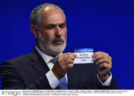 Aug. 27, 2015 - Monaco, Monaco - ANDONI ZUBIZARRETA shows the draw result of Juventus FC during the UEFA Champions League Draws 2015 - 16 at Grimaldi Forum. Soccer 2015 - UEFA Champions League 2015 - 16 Draw - ZUMAm119
