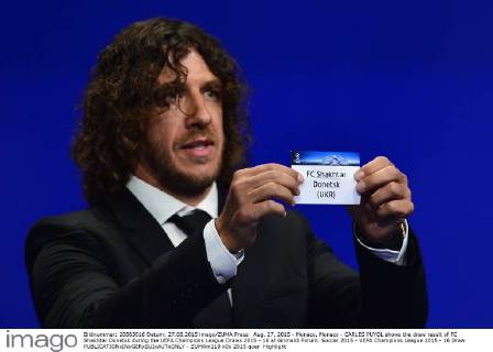 Aug. 27, 2015 - Monaco, Monaco - CARLES PUYOL shows the draw result of FC Shakhtar Donetsk during the UEFA Champions League Draws 2015 - 16 at Grimaldi Forum. Soccer 2015 - UEFA Champions League 2015 - 16 Draw - ZUMAm119