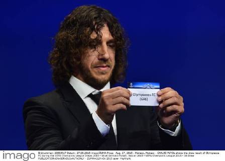 Aug. 27, 2015 - Monaco, Monaco - CARLES PUYOL shows the draw result of Olympiacos FC during the UEFA Champions League Draws 2015 - 16 at Grimaldi Forum. Soccer 2015 - UEFA Champions League 2015 - 16 Draw - ZUMAm119