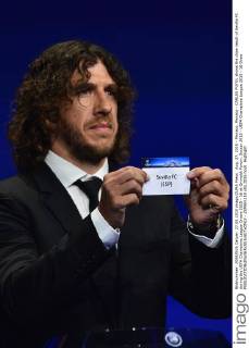 Aug. 27, 2015 - Monaco, Monaco - CARLES PUYOL shows the draw result of Sevilla FC during the UEFA Champions League Draws 2015 - 16 at Grimaldi Forum. Soccer 2015 - UEFA Champions League 2015 - 16 Draw - ZUMAm119