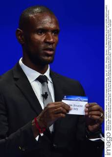 Aug. 27, 2015 - Monaco, Monaco - FC Barcelona Barca forward LIONEL MESSI posERIC ABIDAL ex Barcelona soccer player shows the draw result of SNK Dinamo during the UEFA Champions League Draws 2015 - 16 at Grimaldi Forum. Soccer 2015 - UEFA Champions League 2015 - 16 Draw  - ZUMAm119