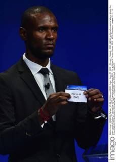 Aug. 27, 2015 - Monaco, Monaco - ERIC ABIDAL ex Barcelona soccer player shows the draw result of Malmo FF during the UEFA Champions League Draws 2015 - 16 at Grimaldi Forum. Soccer 2015 - UEFA Champions League 2015 - 16 Draw  - ZUMAm119