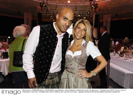 David Odonkor mit Ehefrau Suzan Angermaier - Trachtennacht 2015 Tracht, Dirndl Postpalast München 03.September 2015
