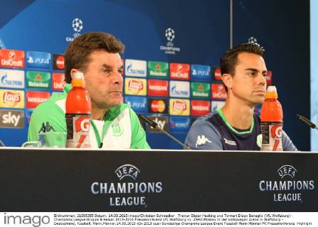 Trainer Dieter Hecking und Torwart Diego Benaglio (VfL Wolfsburg) - Champions League Gruppe B Saison 2015-2016 Pressekonferenz VfL Wolfsburg vs. ZSKA Moskau in der Volkswagen Arena in Wolfsburg - Deutschland, Fussball, Mann,Männer,14.09.2015