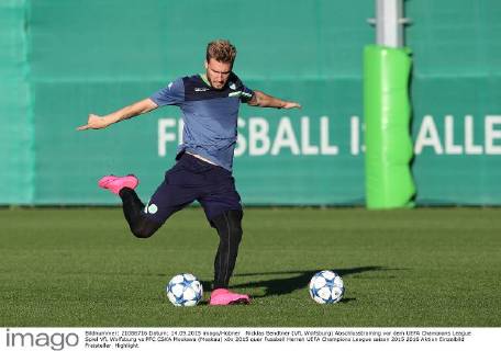 Nicklas Bendtner (VfL Wolfsburg) Abschlusstraining vor dem UEFA Champions League Spiel VfL Wolfsburg vs PFC CSKA Moskava (Moskau)