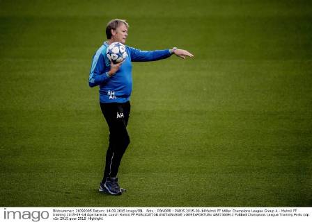 Foto : PONORR : PARIS 2015-09-14Malmö FF hAller Champions League Group A - Malmö FF training 2015-09-14 Age hareide, coach Malmö FF  xORRExPONTUSx AB87366912
