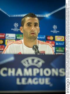 - GENT, BELGIUM: Maxime Gonalons pictured during a press conference PK Pressekonferenz of Olympique Lyon, in Gent, Tuesday 15 September 2015. Tomorrow French Olympique Lyon will play the first game in the group stage of the Uefa Champions League competition against Belgian first league soccer team KAA Gent. JASPERxJACOBS  x04700398x