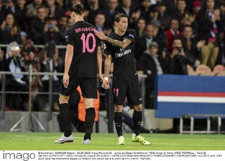 sortie de Zlatan Ibrahimovic (PSG) Angel Di Maria (PSG) FOOTBALL : Paris St Germain vs Malmö FF - UEFA Champions League 2015 2016 - 15 09 2015 JBAutissier Panoramic 