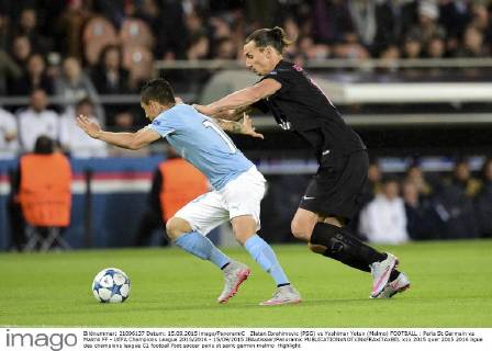 Zlatan Ibrahimovic (PSG) vs Yoshimar Yotun (Malmo) FOOTBALL : Paris St Germain vs Malmö FF - UEFA Champions League 2015 2016 - 15 09 2015 JBAutissier Panoramic 