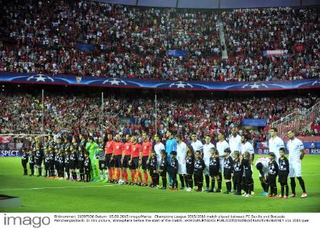 Champions League 2015 2016 match played between FC Sevilla and Borussia Mönchengladbach. In this picture, atmosphere before the start of the match. xKIKOxHURTADOx 