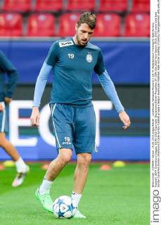 Leverkusen Nemanja Milunovic ( 19, FC Bate Borisov) Training FC Bate Borisov, Fussball, UEFA Champions League, 15.09.2015 Copyright: Deutzmann Eibner-Pressefoto EP_CDN