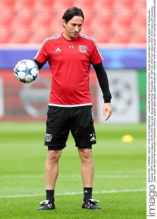 Leverkusen Roger Schmidt (Trainer, Bayer 04 Leverkusen) Training Bayer 04 Leverkusen, Fussball, UEFA Champions League, 15.09.2015 Copyright: Deutzmann Eibner-Pressefoto EP_CDN