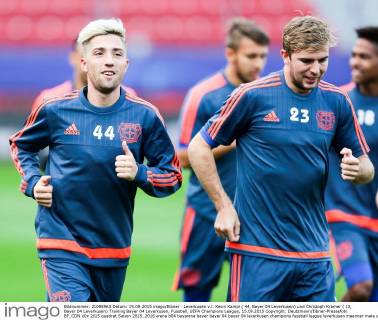 Leverkusen v.l. Kevin Kampl ( 44, Bayer 04 Leverkusen) und Christoph Kramer ( 23, Bayer 04 Leverkusen) Training Bayer 04 Leverkusen, Fussball, UEFA Champions League, 15.09.2015 Copyright: Deutzmann Eibner-Pressefoto EP_CDN