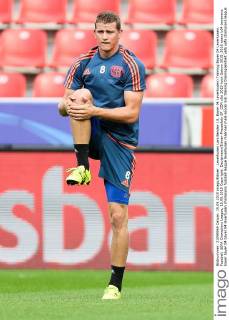 Leverkusen Lars Bender ( 8, Bayer 04 Leverkusen) Training Bayer 04 Leverkusen, Fussball, UEFA Champions League, 15.09.2015 Copyright: Deutzmann Eibner-Pressefoto EP_CDN