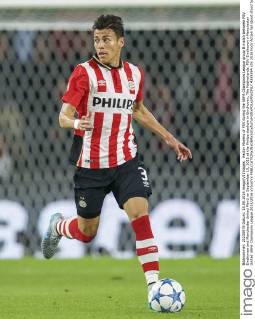 Hector Moreno of PSV during the UEFA Champions League group B match between PSV Eindhoven and Manchester United ManU on September 15, 2015 at the Philips stadium in Eindhoven, The Netherlands. PSV Eindhoven v Manchester United UEFA Champions League 2015 2016 xVIxxIVx 4333594